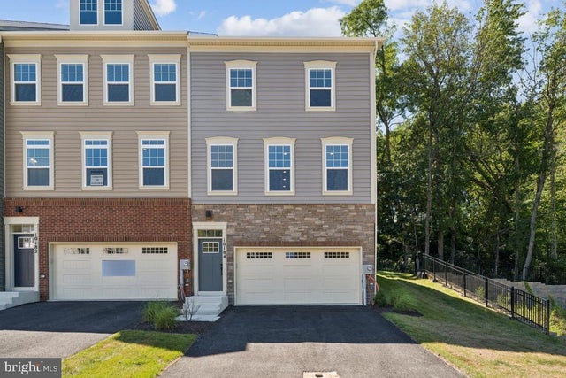 10184 Kings Grove Way, Damascus