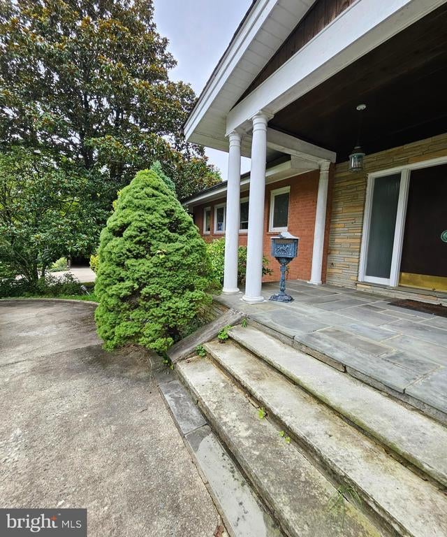 6204 Lenox Rd, Bethesda