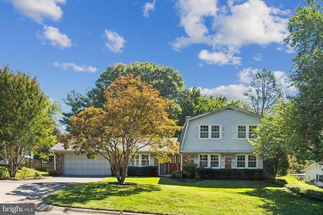 14009 Burning Bush Ln, Silver Spring