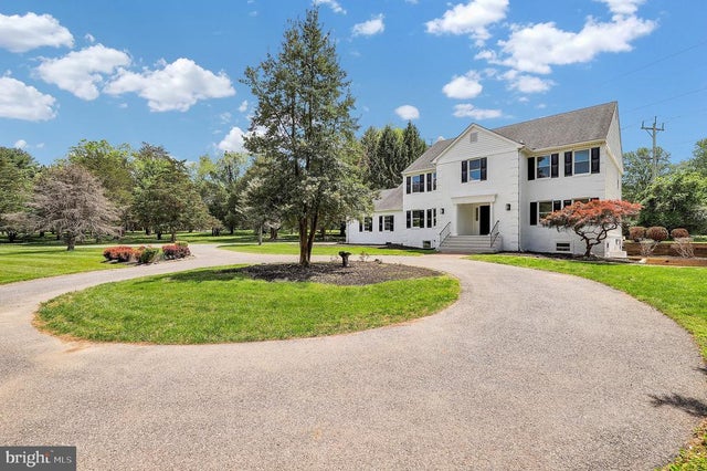 10510 White Clover Ter, Potomac