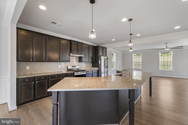 22931 Townsend Trl, Clarksburg