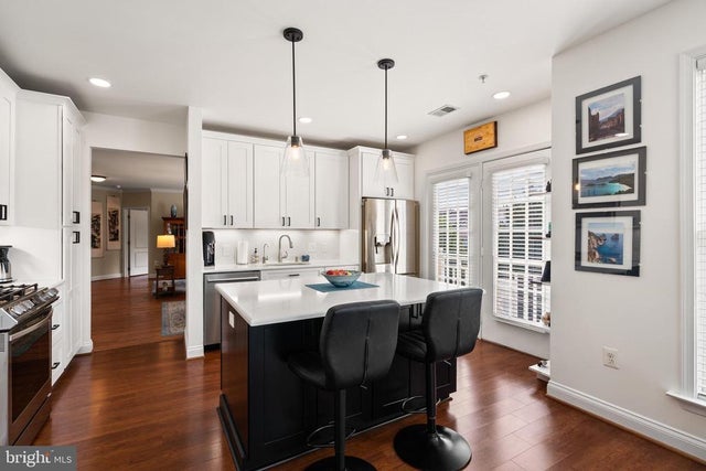 305 Redland Blvd #301, ROCKVILLE