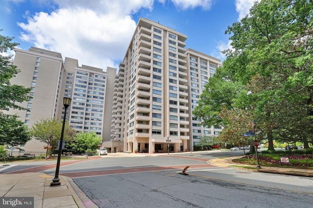 5500 Friendship Blvd #2429n, Chevy Chase