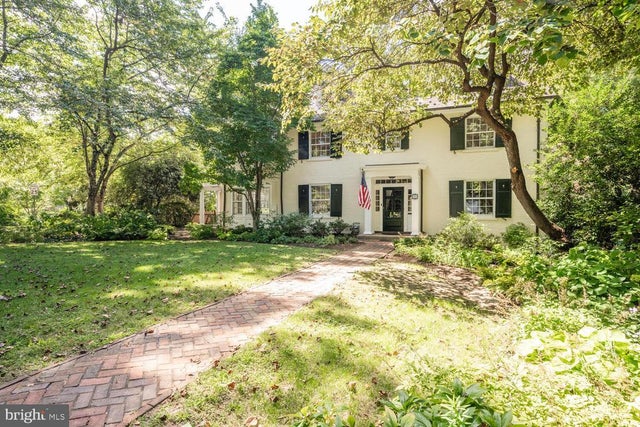 5804 Cedar Pkwy, CHEVY CHASE