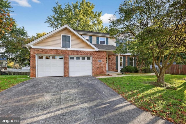 1316 Swingingdale Dr, Silver Spring