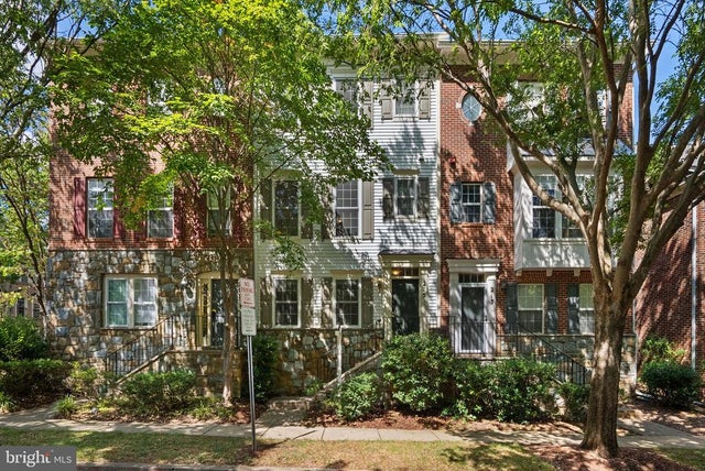 215 Poplar Spring Rd, Rockville