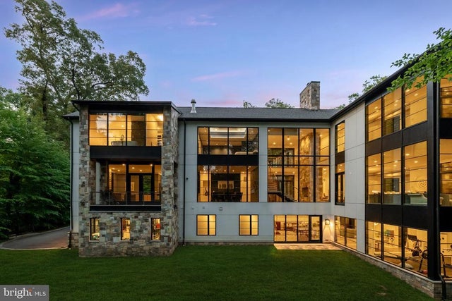 3 Bay Tree Ln, Bethesda