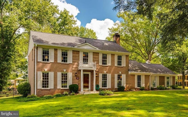 4609 Jasmine Dr, Rockville