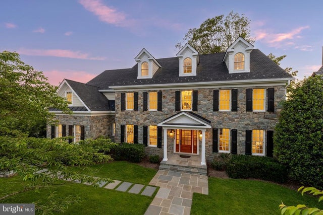 6412 Garnett Dr, Chevy Chase