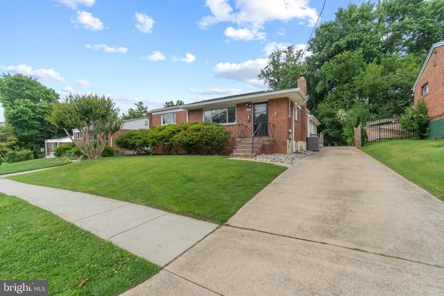 2711 Henderson Ave, Silver Spring