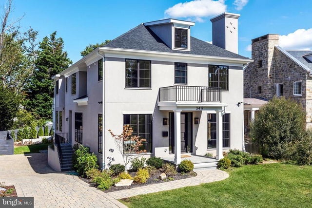 3417 Cummings Ln, Chevy Chase