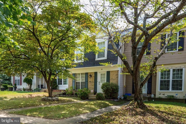 42 Capricorn Ct, Derwood