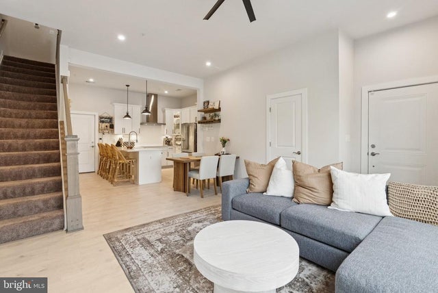 16202 Connors Way #61, Rockville