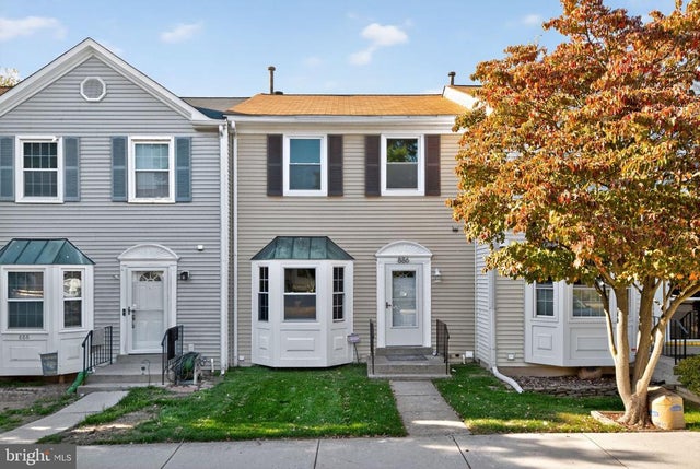886 Bayridge Dr, Gaithersburg