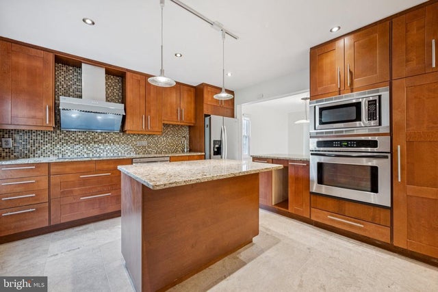 12260 Greenleaf Ave, Potomac