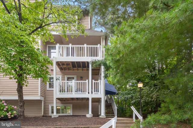 10701 Hampton Mill Ter #100, Rockville