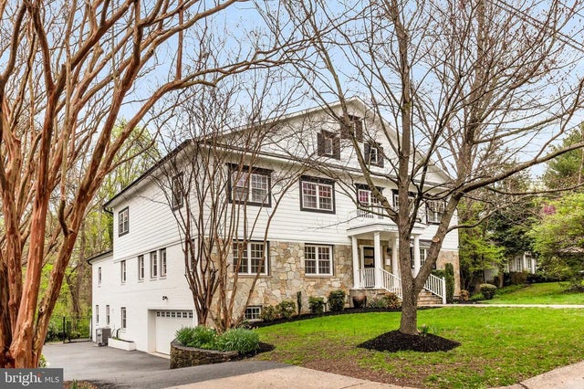 4902 Derussey Pkwy, Chevy Chase