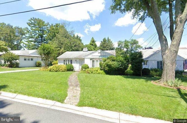 5805 Conway Rd, Bethesda