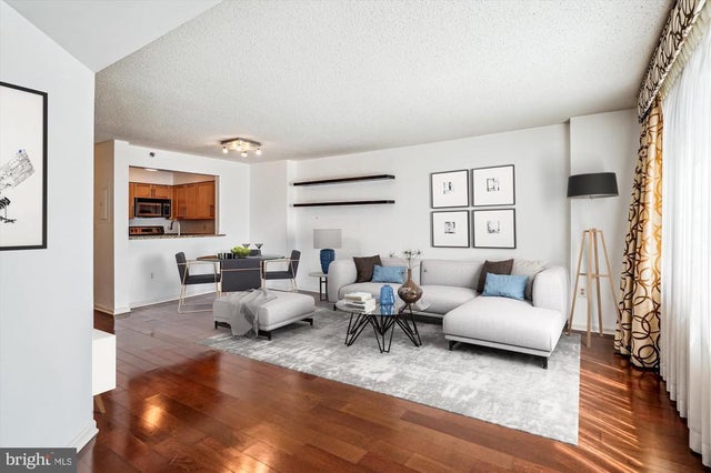 10101 Grosvenor Pl #407, Rockville