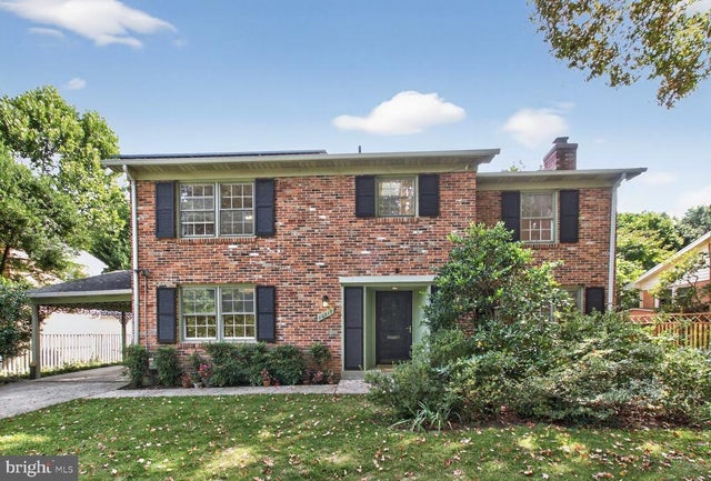 10317 Dickens Ave, Bethesda