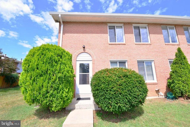 8139 Fallow Dr #8-e, Gaithersburg