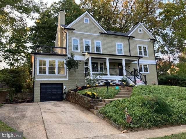 9414 Wadsworth Dr, Bethesda