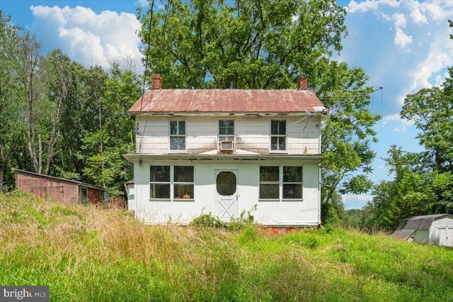 10895 Bethesda Church Rd, Damascus