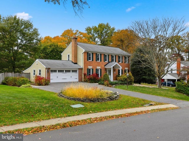 16504 Kipling Rd, Rockville