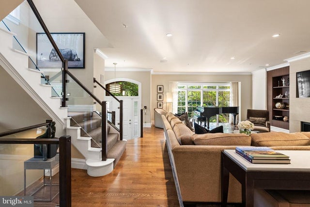 7301 Bannockburn Ridge Ct, Bethesda