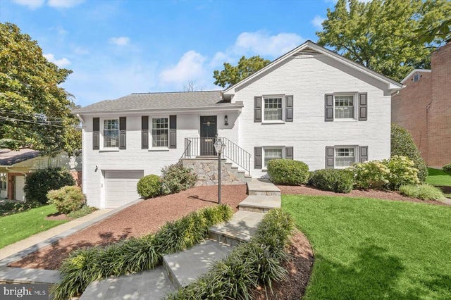 5813 Ogden Ct, Bethesda