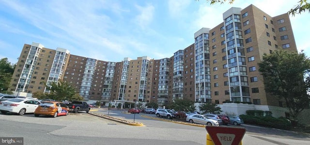 15100 Interlachen Dr #4-908, Silver Spring