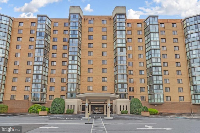 3310 N Leisure World Blvd #520, Silver Spring