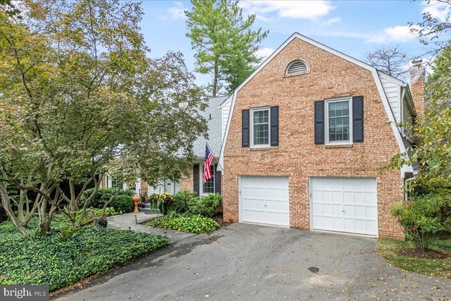 9809 Canal Rd, Gaithersburg