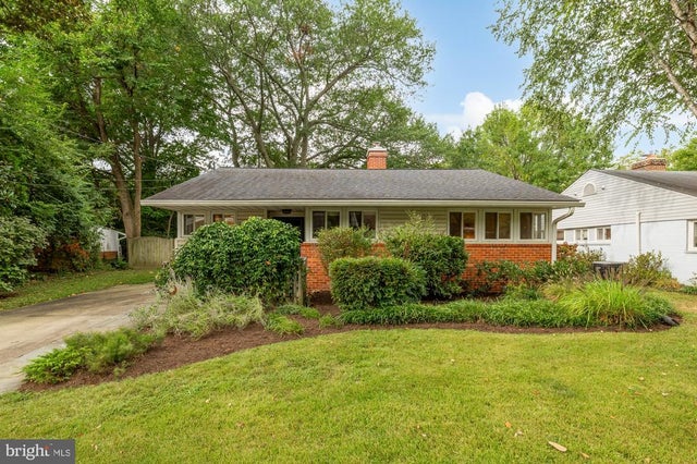 4806 Edgefield Rd, Bethesda