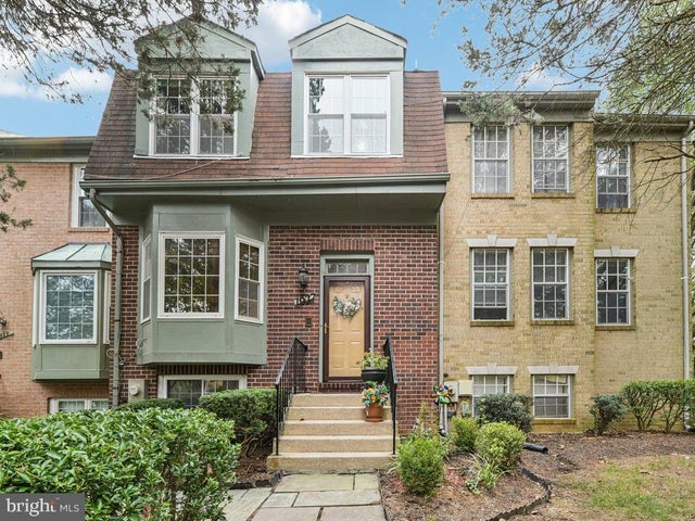 1927 Amberstone Ct #4, Silver Spring