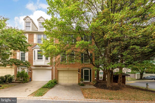 5430 Whitley Park Ter, Bethesda