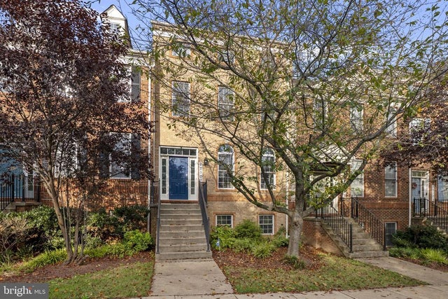 22107 Fair Garden Ln, Clarksburg