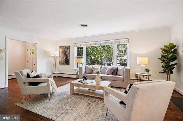 1412 Crestridge Dr, Silver Spring