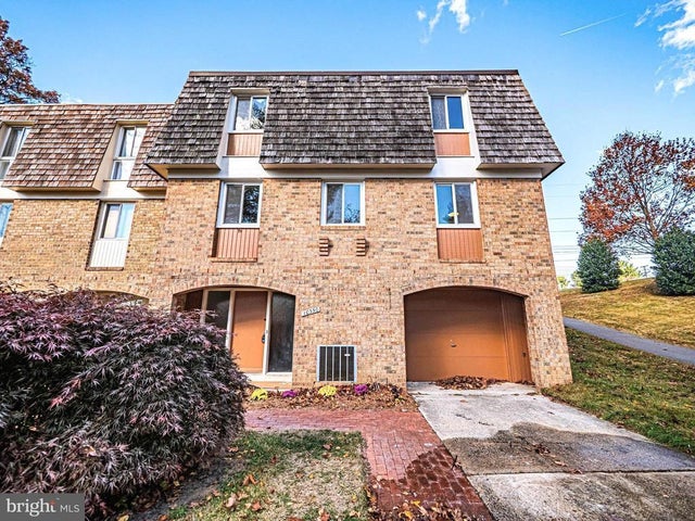 10350 Watkins Mill Dr, Gaithersburg