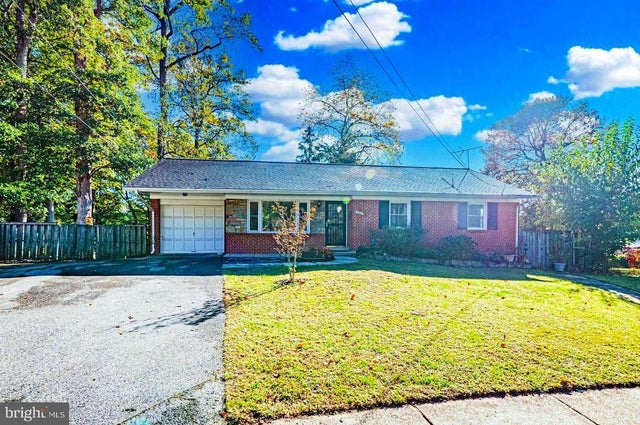 4300 Parkland Ct, Rockville