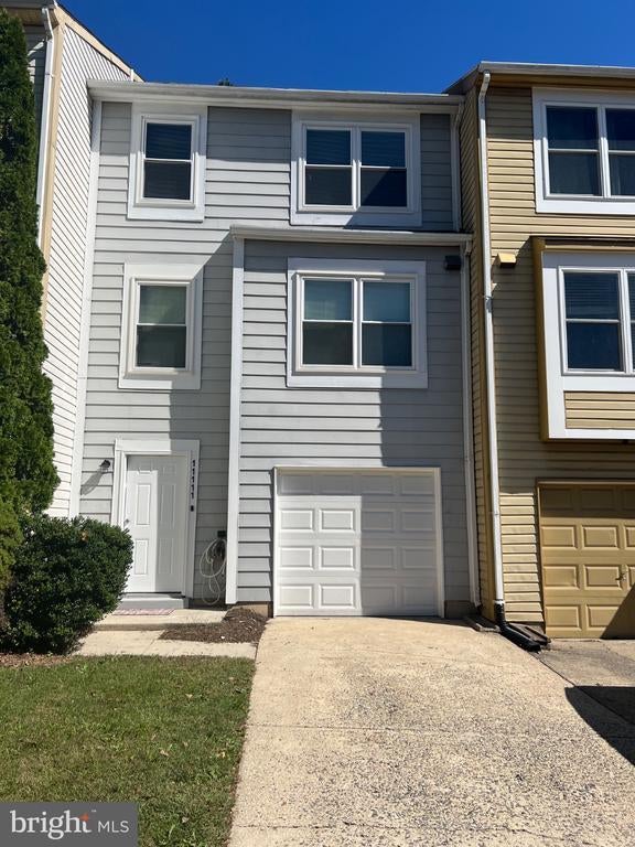 11111 Weatherburn Pl, Gaithersburg