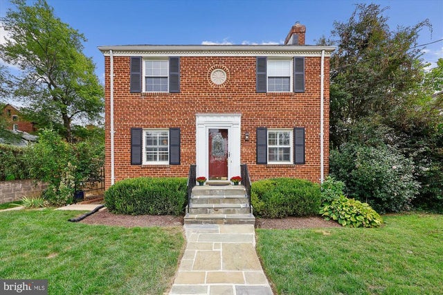 10003 Reddick Dr, Silver Spring