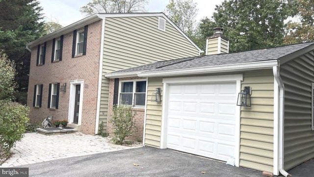 8913 Roundleaf Way, Gaithersburg