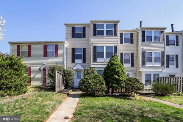 522 Palmtree Dr, Gaithersburg