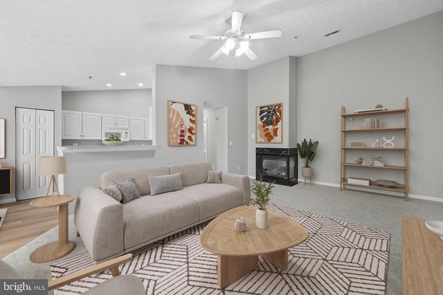 25910 Ridge Manor Dr #1000-l, Damascus