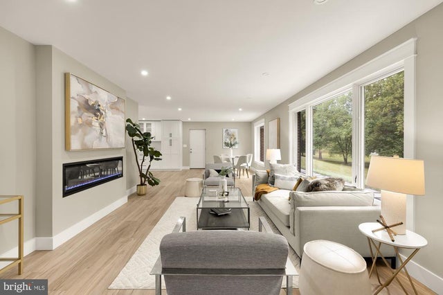 1325 Patuxent Dr, Ashton