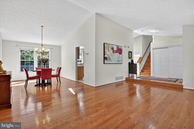 17813 Cottonwood Ter, Gaithersburg