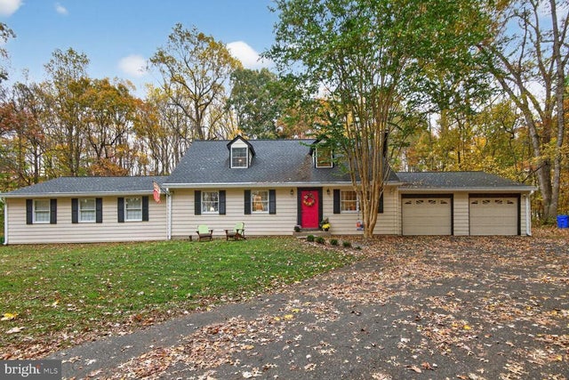 15211 Avery Rd, Rockville