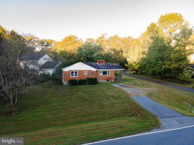 16730 Cashell Rd, Rockville