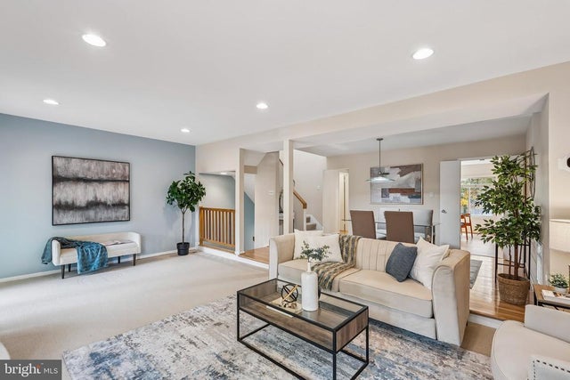 10763 Mist Haven Ter, Rockville